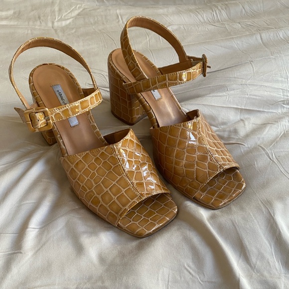 About Arianne Rita Tierra Heeled Sandals (41) - Picture 5 of 7